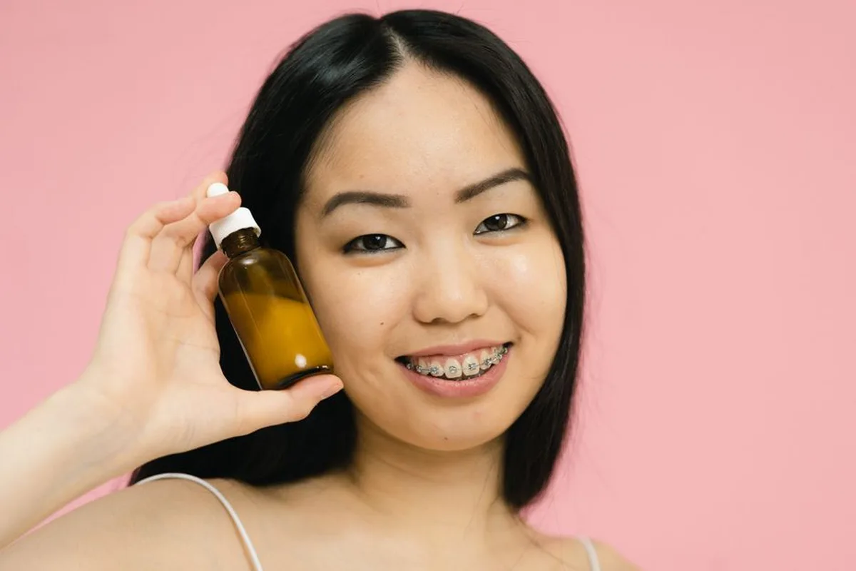 Kem, serum trị sẹo rỗ tại nhà có hiệu quả không?