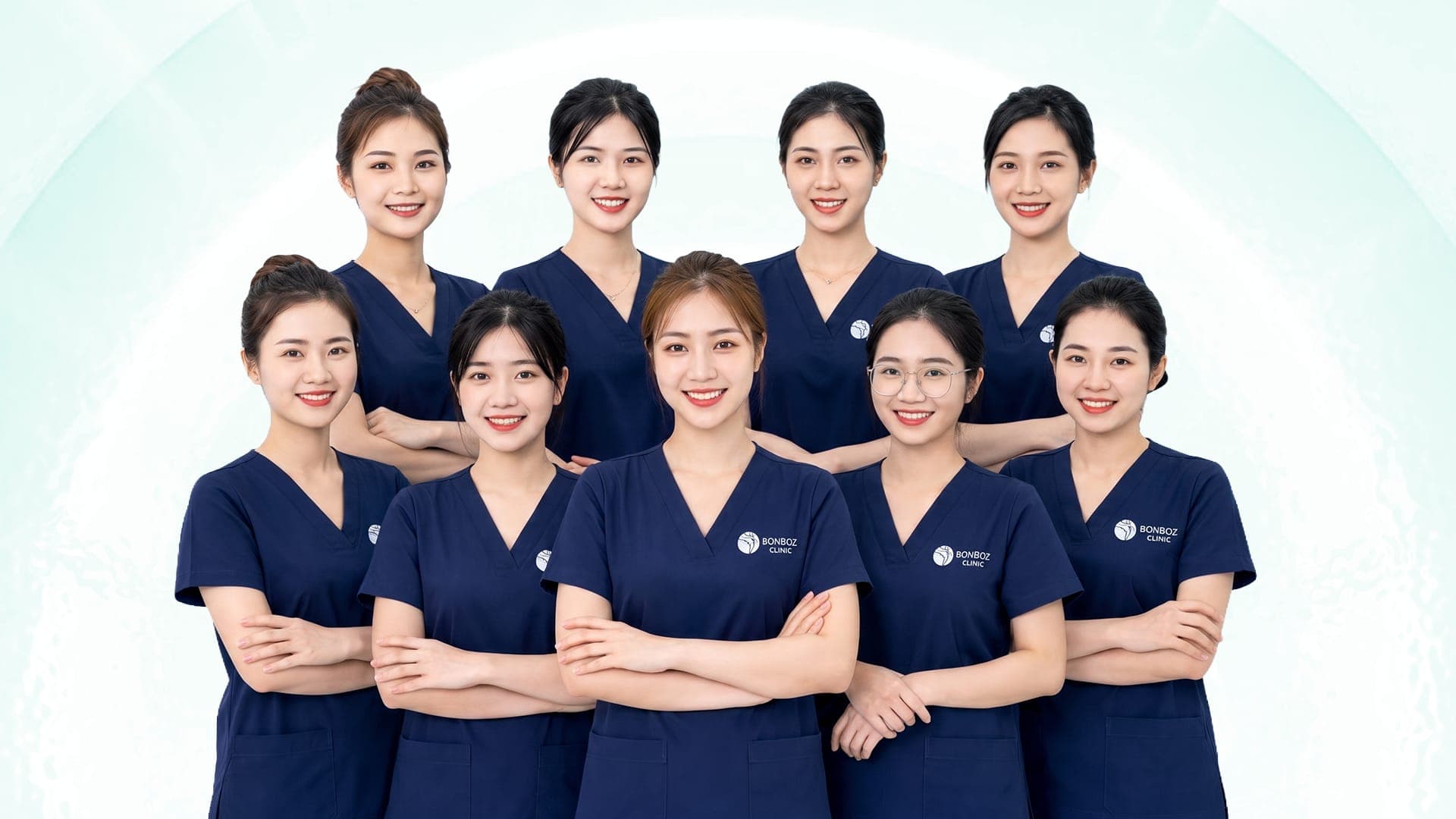 Đội ngũ kỹ thuật viên và điều dưỡng BonBoz Clinic