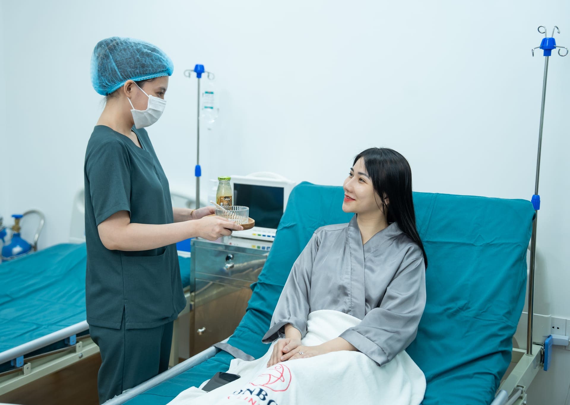 Phòng lưu và theo dõi sau thủ thuật tại BonBoz Clinic