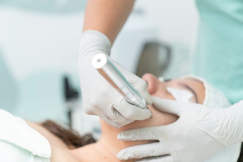 Ảnh minh hoạ — chăm sóc và bảo vệ da sau điều trị laser