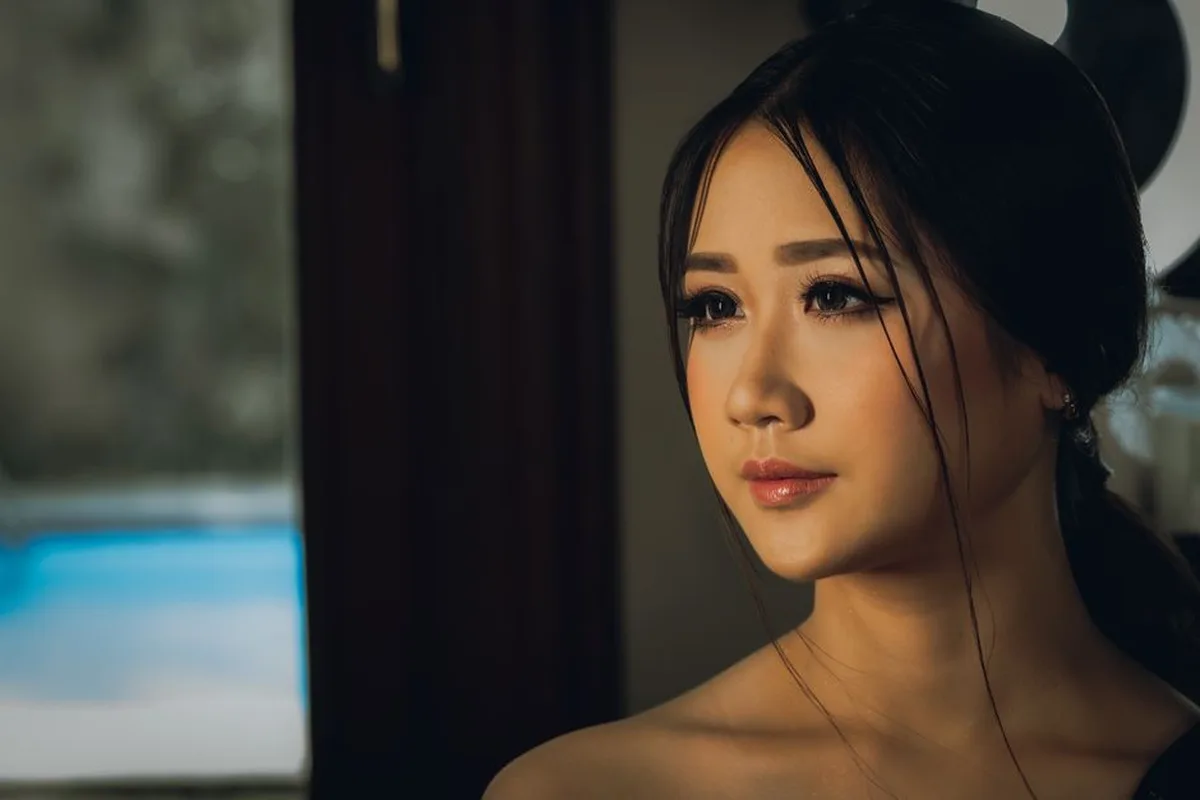 割双眼皮的切口是如何淡化的?会留下明显的疤痕吗?