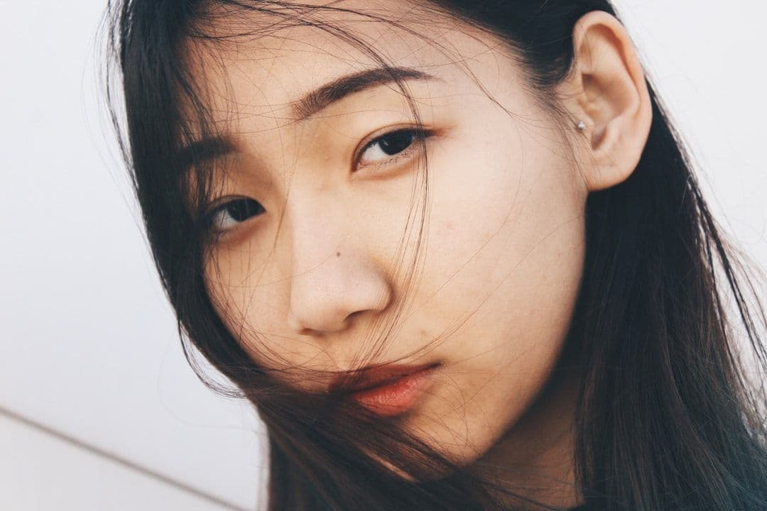 Ảnh minh hoạ — Làm thế nào để nhận biết mụn bọc trên da?